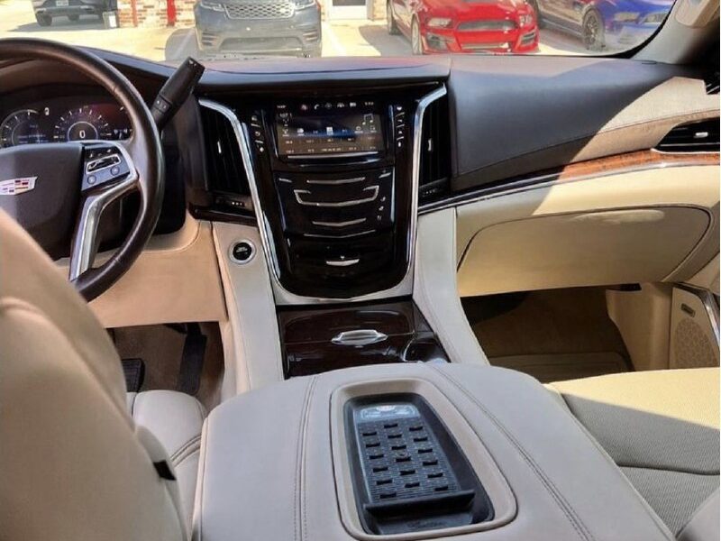 Cadillac Escalade ESV